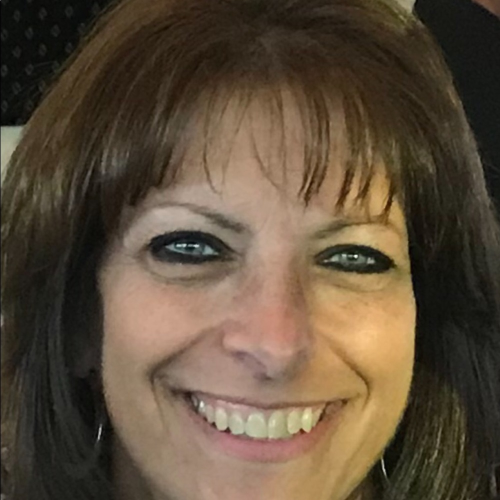 Meet your Posher, Denise